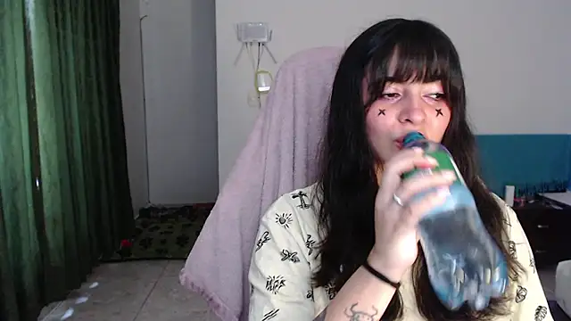 Snapshot of Annagoth_ chatting on 08-06-26, 10:38 Annagoth online show from 08-06-26, 10:38