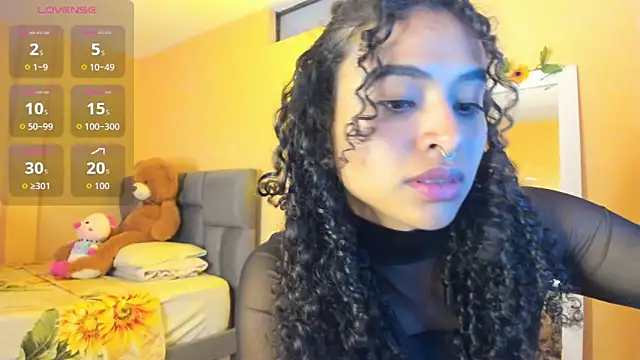 Snapshot of Keniia_rizz chatting on 05-21-26, 07:11 Keniia rizz online show from 05-21-26, 07:11