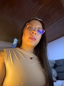 Im Saraaaa online show from 07-23-26, 01:58