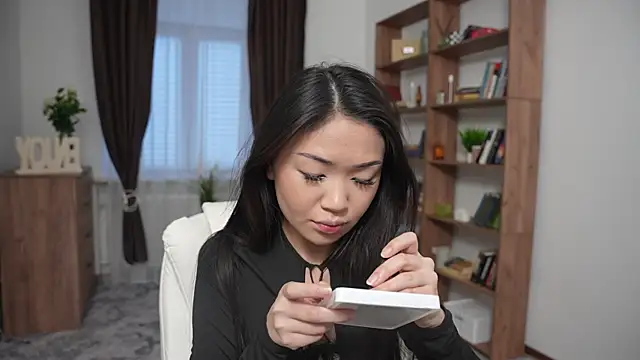 OnieClose online show from 12-21-25, 07:43