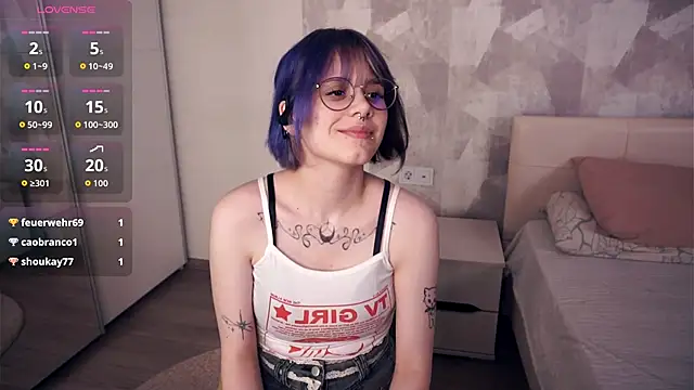 KellePourier online show from 11-26-25, 06:52