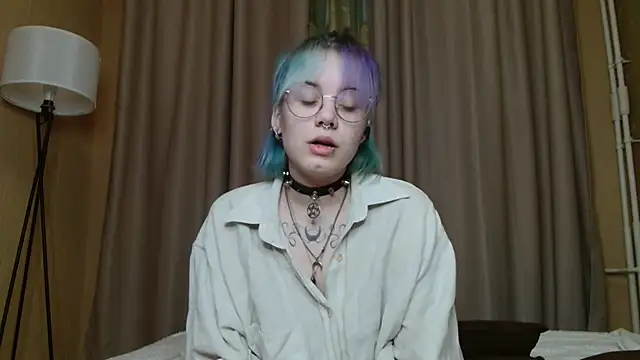 Snapshot of KellePourier chatting on 06-04-26, 07:13 KellePourier online show from 06-04-26, 07:13