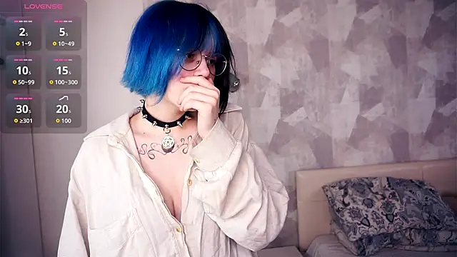 KellePourier online show from 11-12-25, 06:23