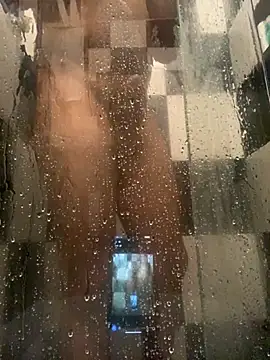 Snapshot of _DignoDePutaria_ chatting on 10-30-25, 08:39 DignoDePutaria online show from 10-30-25, 08:39