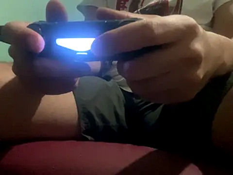 Snapshot of _DignoDePutaria_ chatting on 11-01-25, 04:08 DignoDePutaria online show from 11-01-25, 04:08