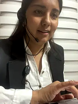 Au-rora online show from 11-30-25, 04:24