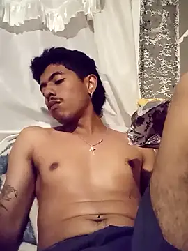 SkinniYamo online show from 04-08-26, 02:24