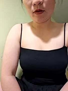 Snapshot of nobi-taz chatting on 10-27-25, 09:05 nobi-taz online show from 10-27-25, 09:05