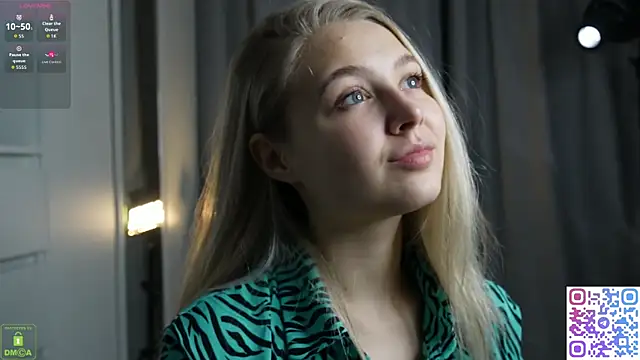 Snapshot of Hochu_Labubu chatting on 11-02-25, 05:18 Hochu Labubu online show from 11-02-25, 05:18