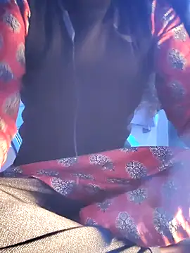 Hot-Rubyy online show from 12-17-25, 09:14