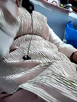 Hot-Rubyy online show from 04-02-26, 05:19