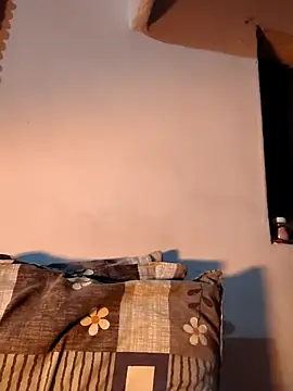 Hot-Rubyy online show from 12-22-25, 03:12