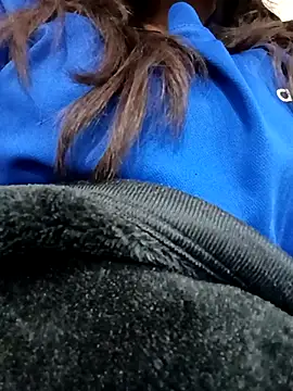 Snapshot of Manisha_Ranii04 chatting on 10-26-25, 02:17 Manisha Ranii04 online show from 10-26-25, 02:17