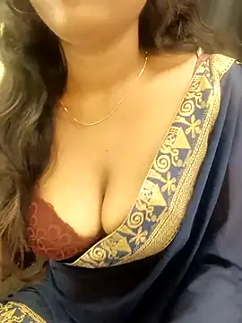 menaxi-baby7 online show from 11-18-25, 12:04