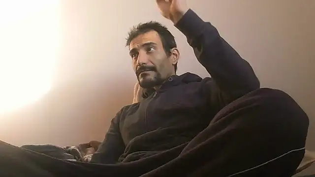 Ash59055 online show from 11-18-25, 07:33