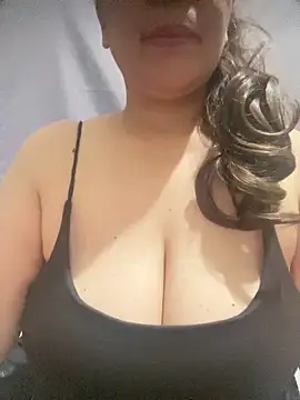 sweetyjhones online show from 04-02-26, 12:56