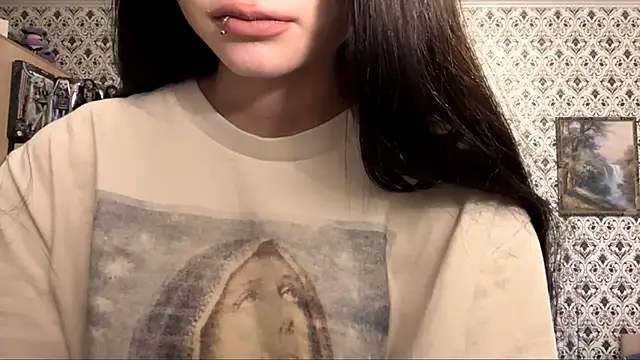 SofiaDreams09 online show from 11-14-25, 02:21