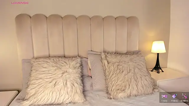 Melanie hillz online show from 03-17-26, 07:28