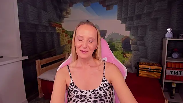 ScarlettPalmer online show from 01-09-26, 10:44