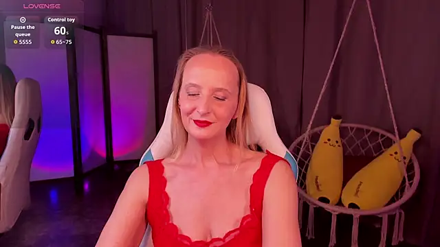 ScarlettPalmer online show from 12-19-25, 10:28