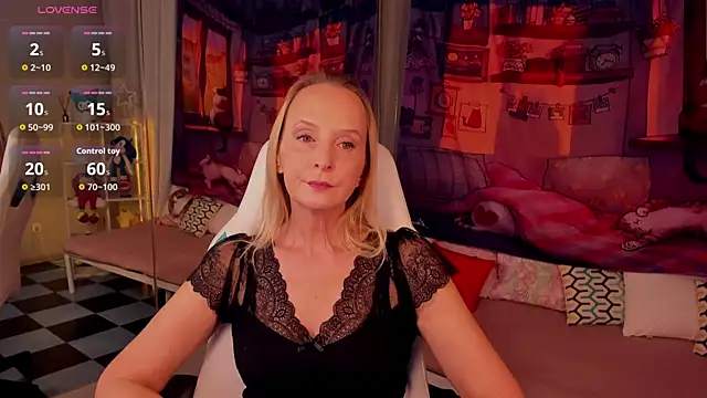 ScarlettPalmer online show from 12-20-25, 10:07