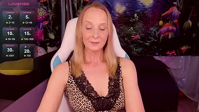 ScarlettPalmer online show from 06-17-26, 10:58