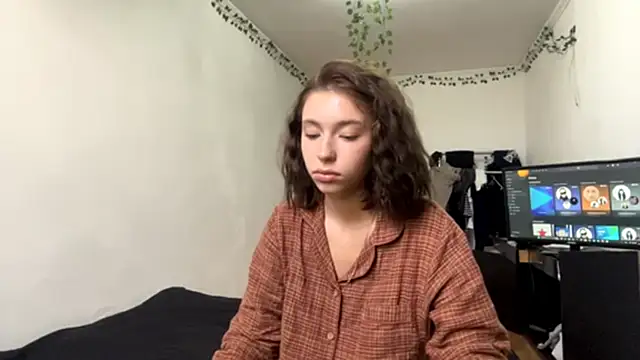 LilithFlamey online show from 11-03-25, 07:13