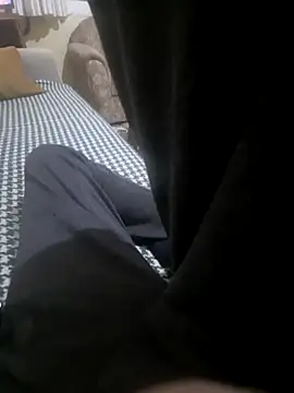 Snapshot of olgunadam7831 chatting on 10-26-25, 05:13 olgunadam7831 online show from 10-26-25, 05:13