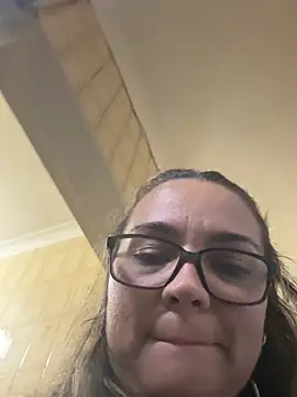 lilMissMarli online show from 02-10-26, 08:35