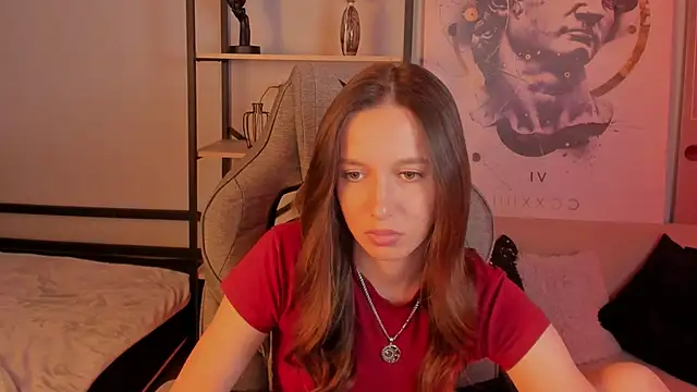 EmilyWade online show from 11-11-25, 01:17