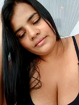  QueenSophia  online show from 10-31-25, 07:32