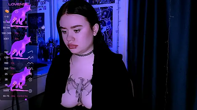 Snapshot of Meow_Marie chatting on 04-09-26, 11:00 Meow Marie online show from 04-09-26, 11:00