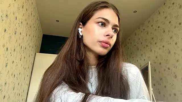 EastLuna online show from 10-29-25, 07:18