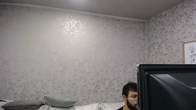 Snapshot of BlakeGray_ chatting on 11-09-25, 07:29 BlakeGray online show from 11-09-25, 07:29