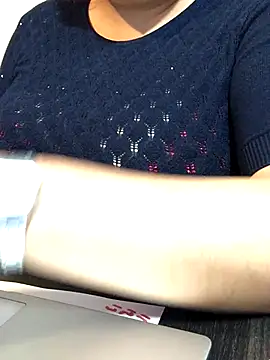 Evil kitty6 online show from 11-27-25, 06:03