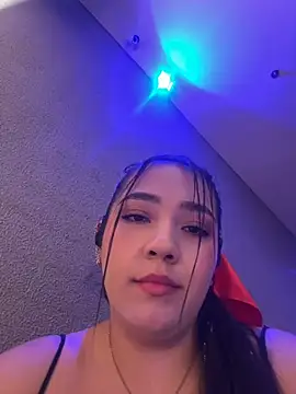 Hannahpradaa  online show from 11-13-25, 12:14