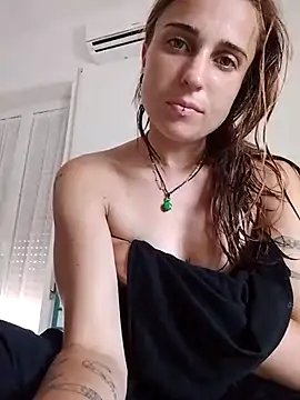 Snapshot of SinnEmily chatting on 07-17-26, 10:45 SinnEmily online show from 07-17-26, 10:45