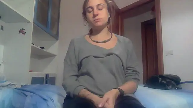 SinnEmily online show from 11-17-25, 09:52