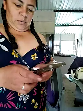 Anny 37 online show from 11-13-25, 08:02