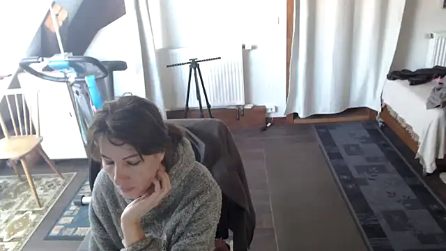 MissDyannis online show from 03-12-26, 08:07