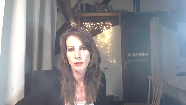 MissDyannis online show from 04-08-26, 09:16