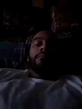 Snapshot of slvdslvd chatting on 10-27-25, 03:51 slvdslvd online show from 10-27-25, 03:51