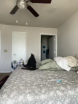 TheRealKnottiHead online show from 04-22-26, 01:29