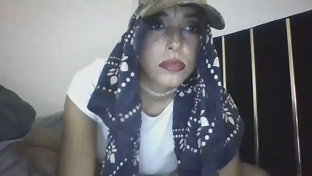 Snapshot of raveslavekandi chatting on 11-03-25, 03:12 raveslavekandi online show from 11-03-25, 03:12