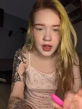 Snapshot of mattiethebaddieee chatting on 02-22-26, 01:19 mattiethebaddieee online show from 02-22-26, 01:19