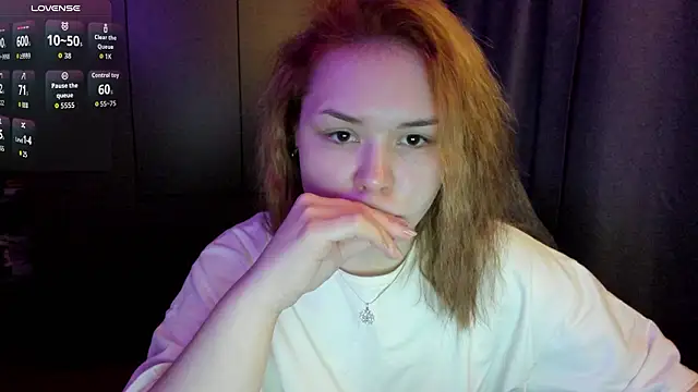 sophia lix online show from 03-07-26, 12:43