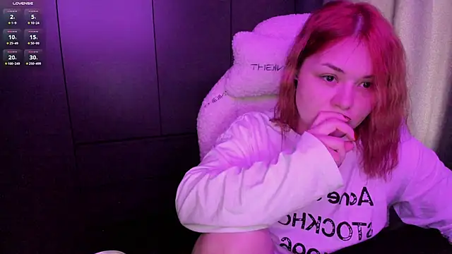 sophia lix online show from 06-15-26, 10:04