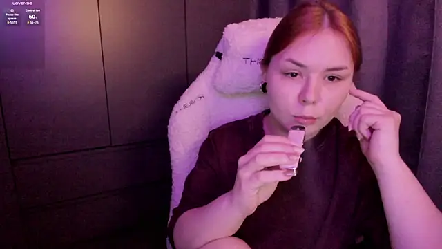sophia lix online show from 07-05-26, 07:54