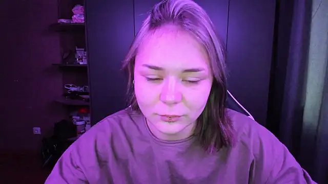 sophia lix online show from 11-15-25, 01:53