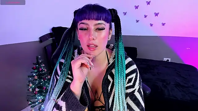 Monserrat Cute  online show from 11-23-25, 01:59